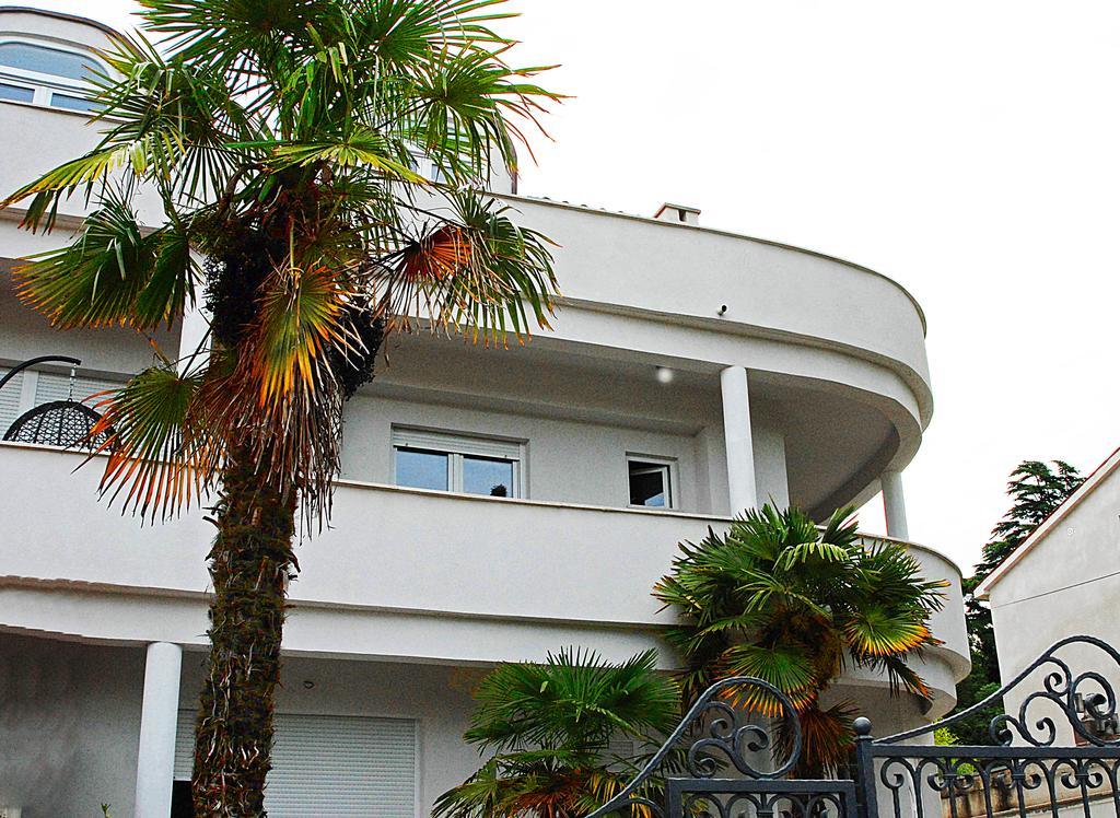 Apartment Klara Pola Esterno foto